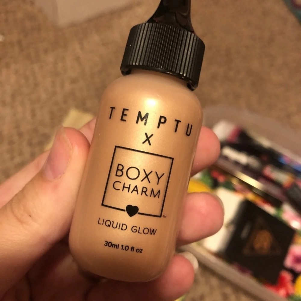 Temptu X Boxy Charm